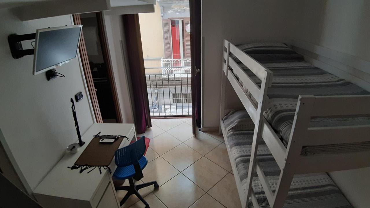 Residenza Il Castello Ξενοδοχείο Νάπολη Εξωτερικό φωτογραφία